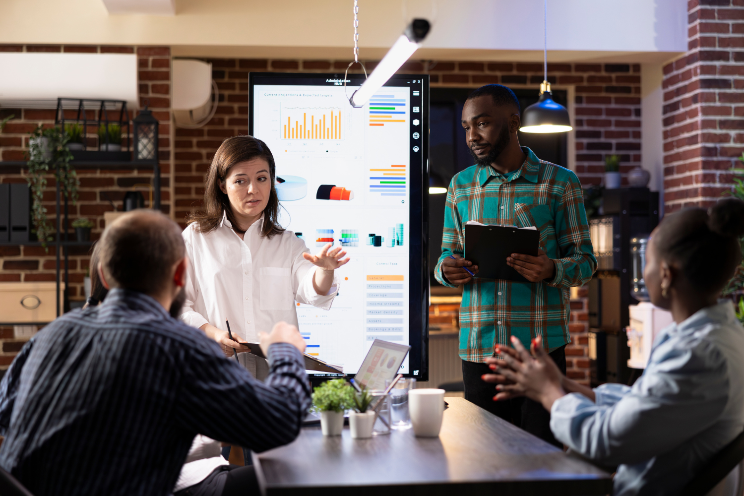 Lunes 2025 Jahresrückblick – Symbolbild